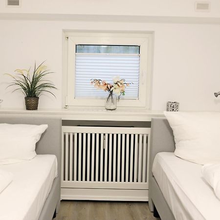 -Zimmer-Appartement Ueber 2 Etagen In Wenningstedt In Ruhiger Lage Kültér fotó