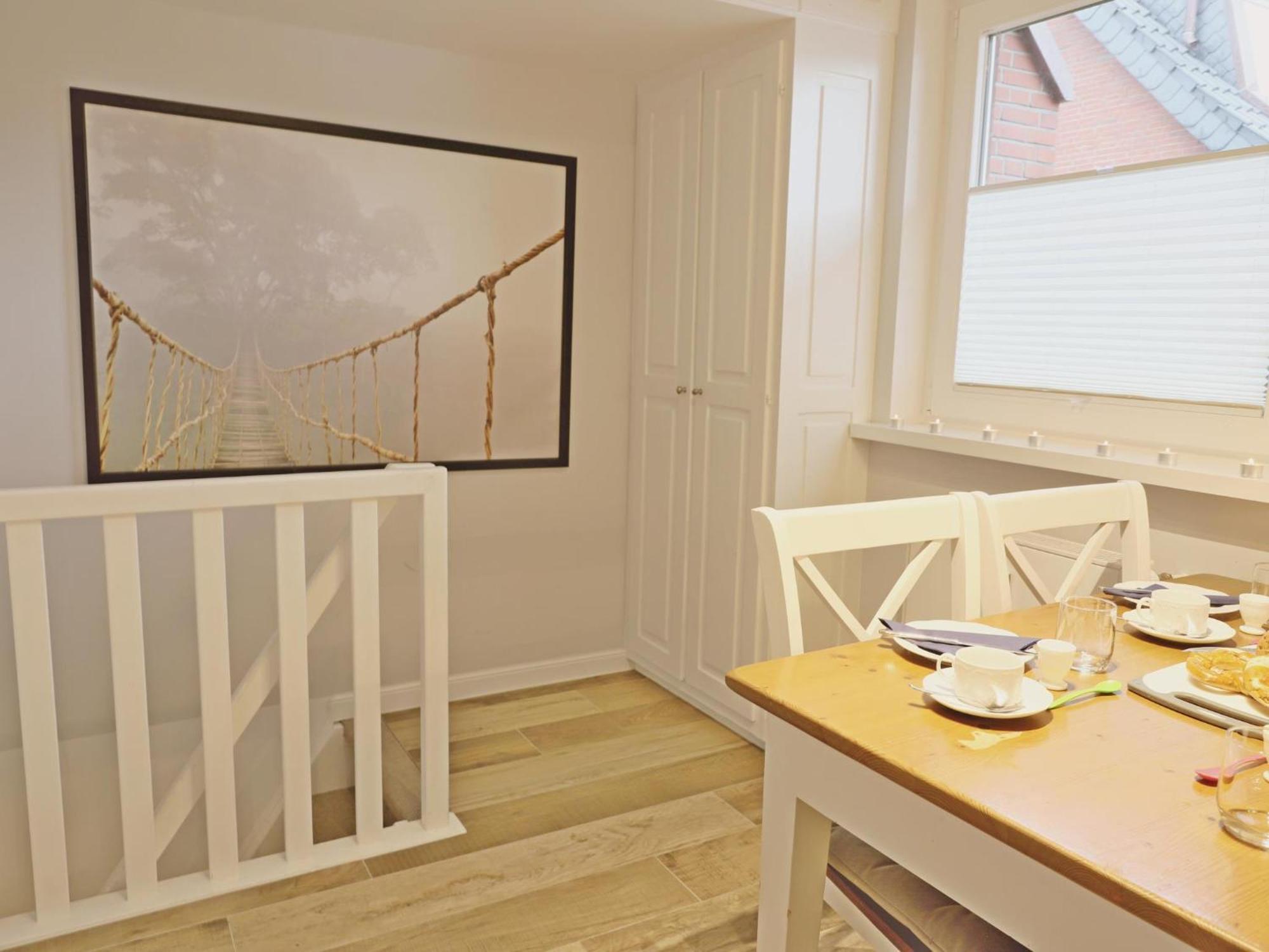 -Zimmer-Appartement Ueber 2 Etagen In Wenningstedt In Ruhiger Lage Kültér fotó